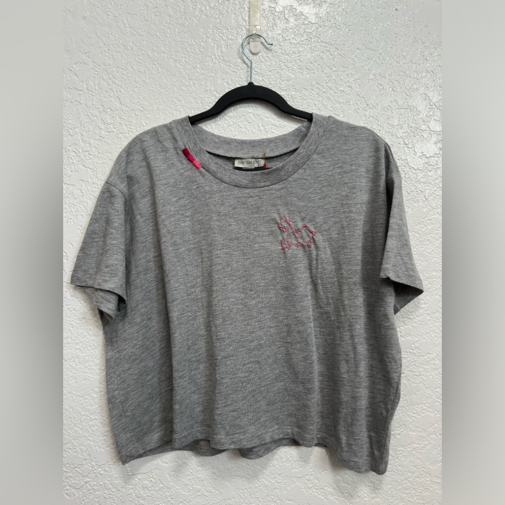 NWT Sweet Olive Street Tee- Size XL- Color: gray